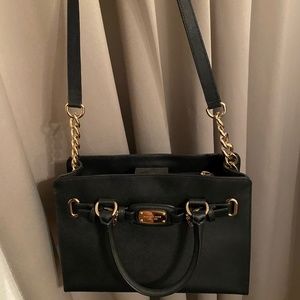 black michael kors purse